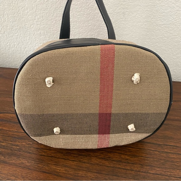 Black Leather Canvas Nova Check Plaid Bucket Crossbody Bag Drawstring Satchel - Picture 7 of 14
